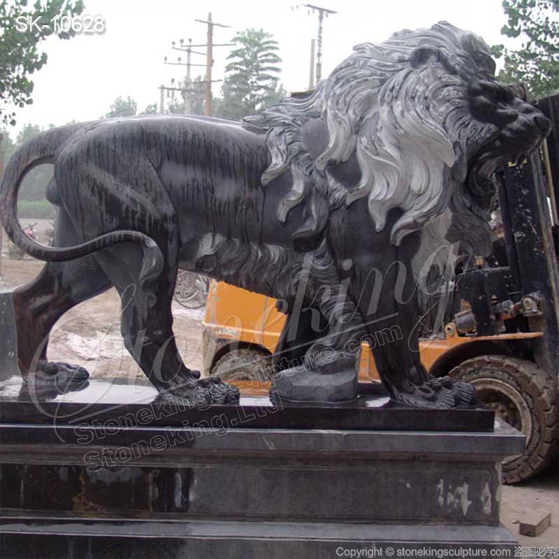 Factory Supplier Outdoor Large Black Marble Lion Statues for Home Entrance for sale