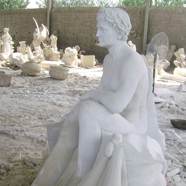 Construction cases of white marble sculptures in Canadian clients