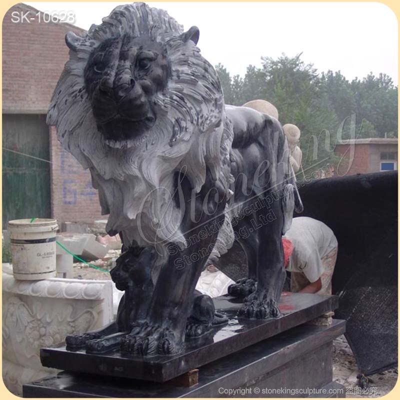 Factory Supplier Outdoor Large Black Marble Lion Statues for Home Entrance for sale