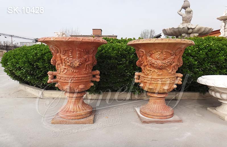 What Are the Advantages of Using Stone Planters in Landscaping